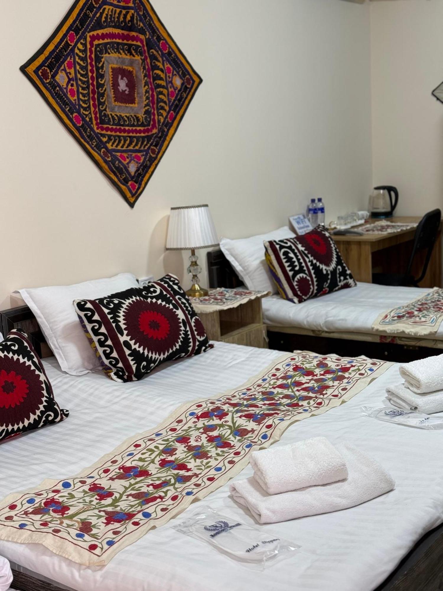 Art Suzani National House Hotel Bukhara Bagian luar foto